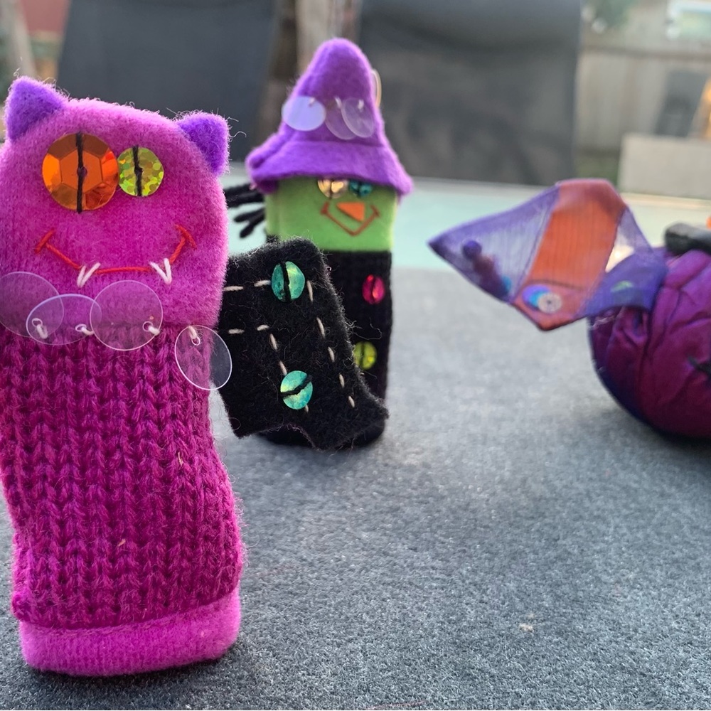 🎃 Russ💯 Mini Halloween finger puppets